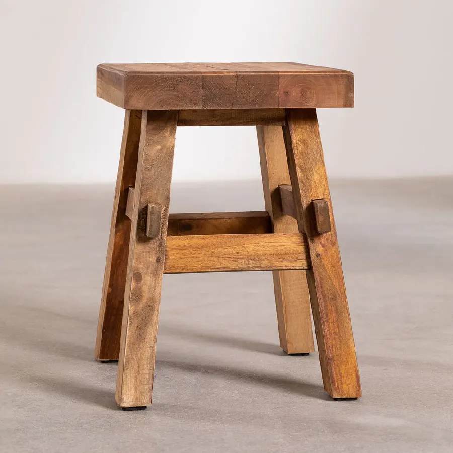 Taburete Roblie madera reciclada de Sklum