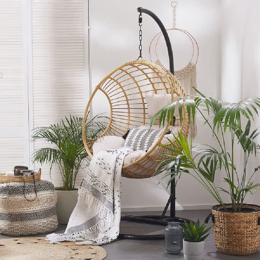 Sillón colgante de ratán sintético con soporte de metal Aspio