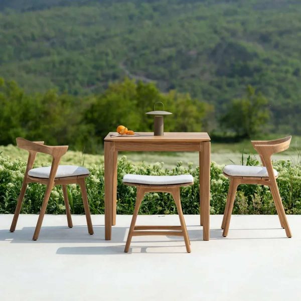 Table jardin en bois Bock de la marque Ethnicraft