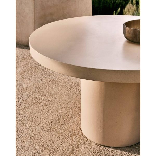 Mesa de exterior de cemento Aiguablava de Kave Home