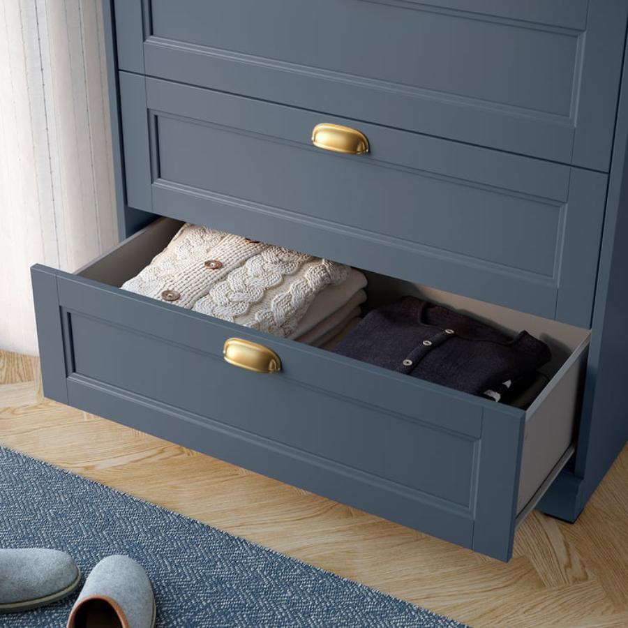 Cómoda alta Fagelfjallet azul de Ikea