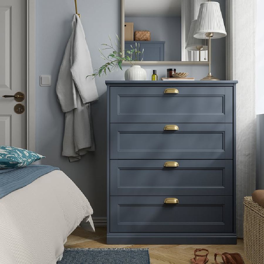 Cómoda alta Fagelfjallet azul de Ikea