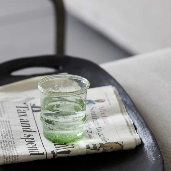 Vaso Jeema de cristal verde de Nordic Nest