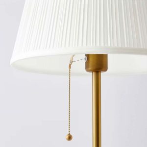 Lámpara de pie Arstid de Ikea