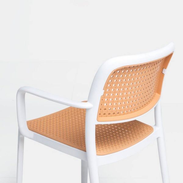 Silla blanca de exterior Kaira de Klast