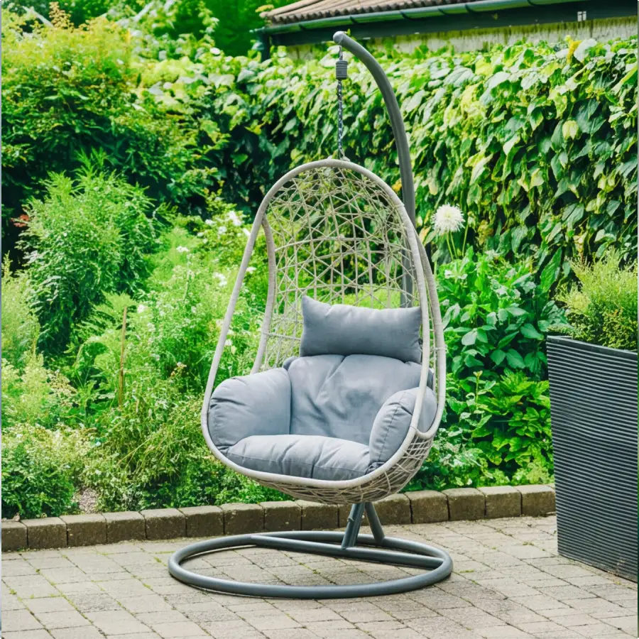 Outdoor egg chair