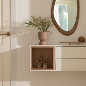 Mueble flotante para el recibidor Hazan de Klast