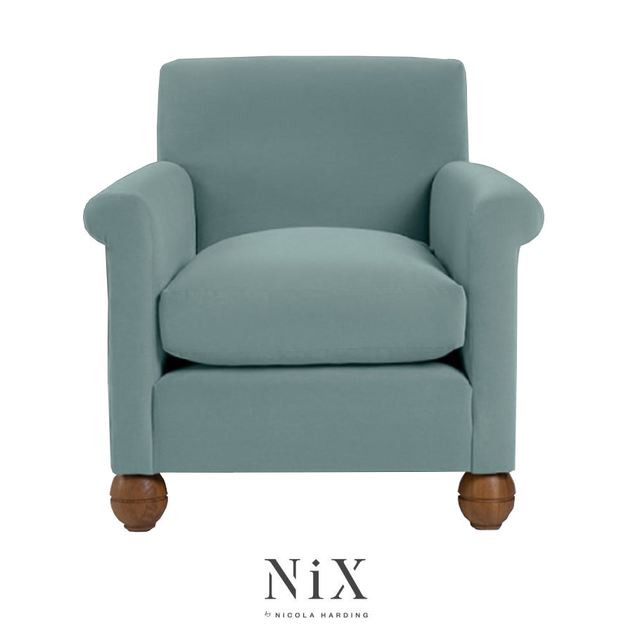 Idler armchair in blue velvet by Nix