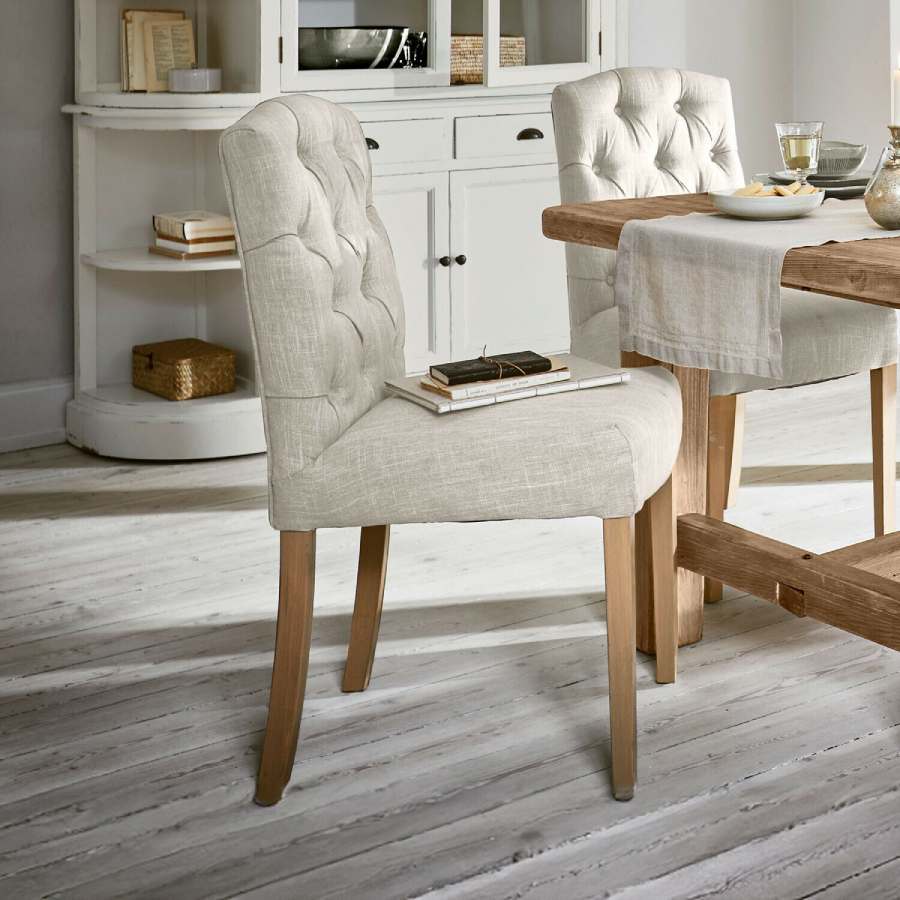 Silla Fulden tapizada en lino de Loberon