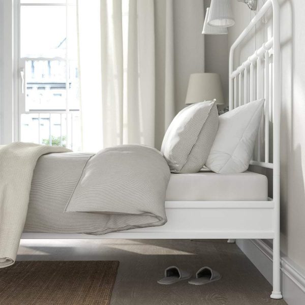 Cama doble Stjärnö de metal blanco de Ikea