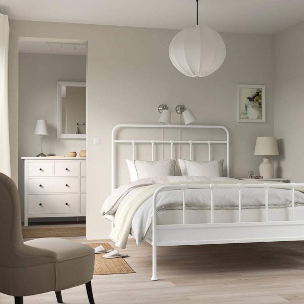 Cama doble Stjärnö de metal blanco de Ikea